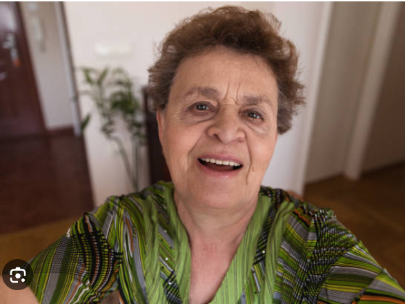 <em>Ana Ribeiro</em>